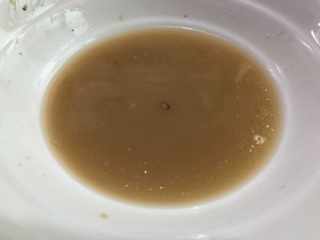 8、香菇粒(面包机版),1勺生粉加小许水(这一步可以省略)