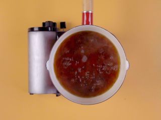 4、快手日式荞麦冷面！,锅中倒入味淋25ml煮沸