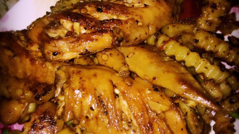 香辣鸡翅土豆条