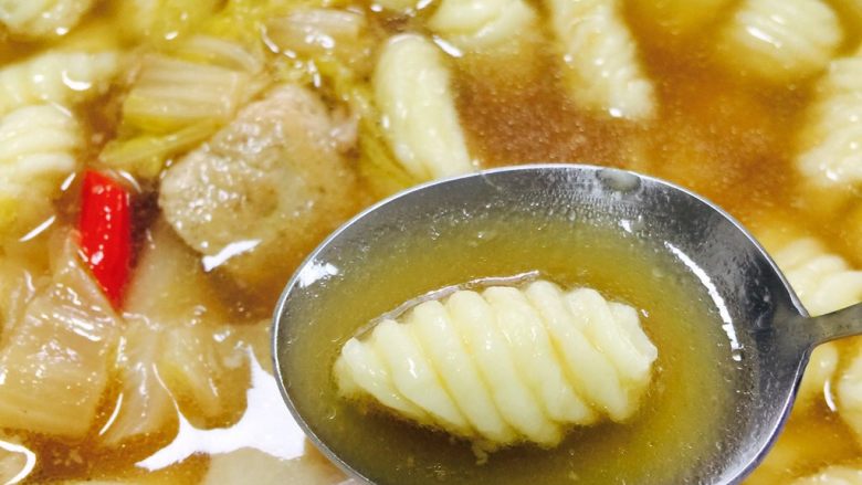 五花肉大白菜海螺面