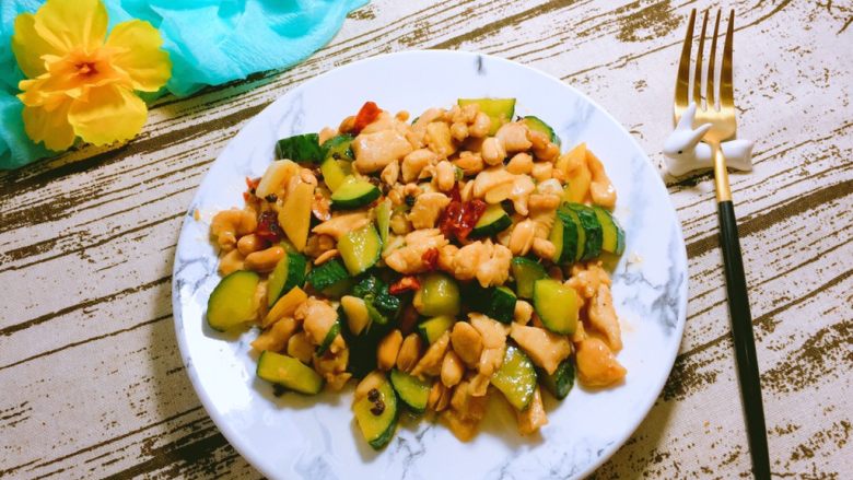 下饭菜宫爆鸡丁