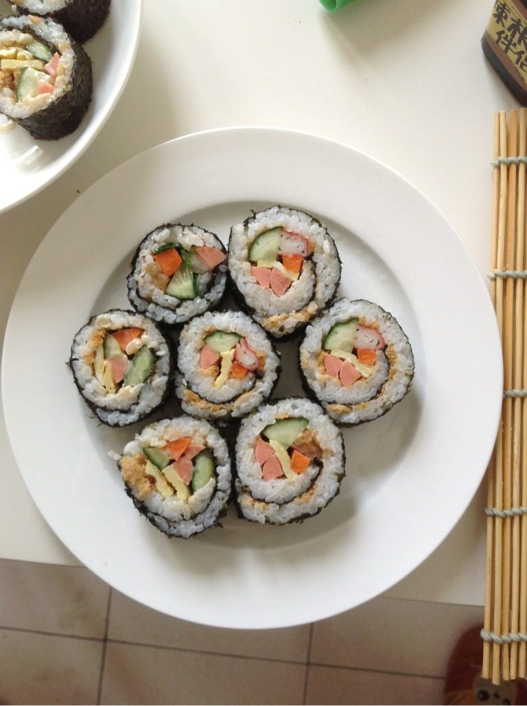 自制寿司卷