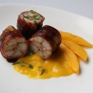 鮟鱇鱼生火腿佐芒果酱汁