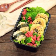 便当饭团土豆饼八爪鱼红肠