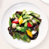 百合木耳炒秋葵