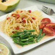 等戴一道菜之青木瓜沙拉