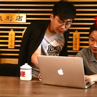 深夜便利店深夜开会沙拉