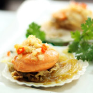 蒜蓉粉丝蒸扇贝