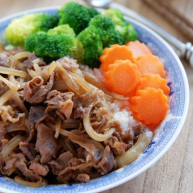 日式肥牛饭