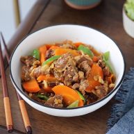 胡萝卜炖牛腩
