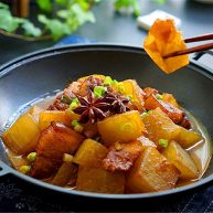 猪肉炖冬瓜粉条