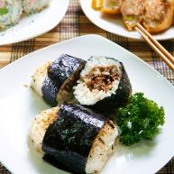 蜜汁小卷三角饭团