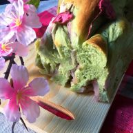 樱花抹茶豆沙面包