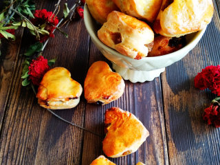 21、葡萄干司康,成品图。