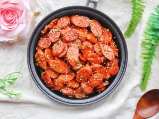 12、香辣孜然火腿,香酥可口。