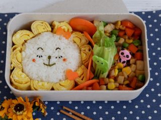 29、卡通狮子蛋烧便当「12」,OK~完成了~~~