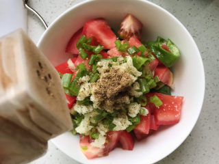 17、茄子焖面,加一丢丢花椒粉；