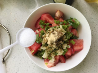 20、茄子焖面,加一小勺盐；