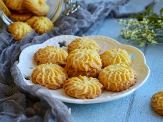 12、奶油曲奇,成品图