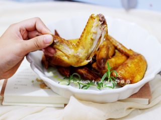 8、咖喱烤鸡翅_1557649375161,成品图