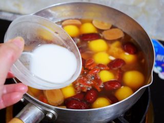 13、红糖酒酿南瓜小圆丸,再淋入水淀粉