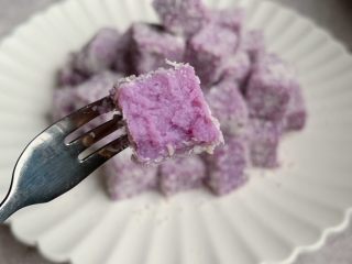 14、紫薯牛奶小方,一口一个好好吃!