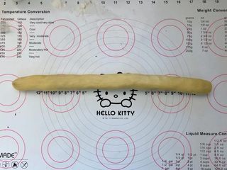 10、红豆沙小小酥,10、搓长。