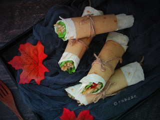 11、酸辣土豆丝卷饼,不但做起来简单快速，而且营养丰富