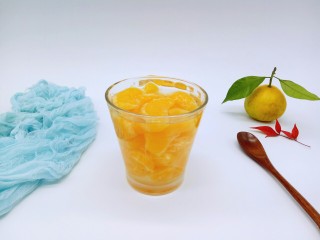 15、糖水桔子,装入消毒的玻璃器具中，很美味，秋冬季食补很重要。