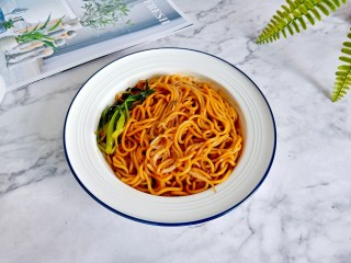 12、猪油拌面,猪油拌面是儿时的回忆,平时早餐来一份,简单又美味!