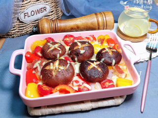 17、孜然烤香菇,鲜美多汁的孜然烤香菇就上桌了！