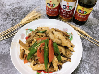 14、蘑菇炒肉,蘑菇炒肉香辣登场