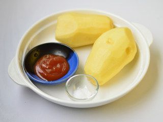 1、炸薯条,材料准备好