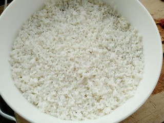 15、甑糕,铺上一层糯米