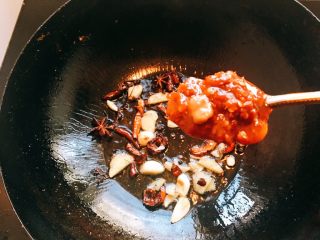 13、大盘鸡,加入两勺豆瓣酱