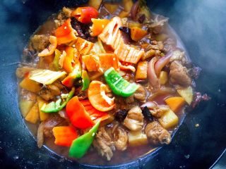 21、大盘鸡,这时候加入青椒