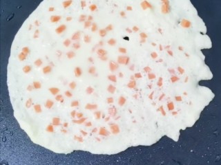 11、双色蛋卷,中小火煎制定型