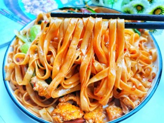 16、鸡蛋炒河粉,好吃到飞起～