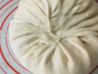 8、网红榴莲饼,像捏包子一样收口