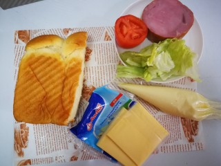 1、三明治～快手早餐,食材先准备好