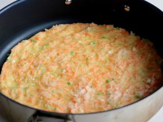 13、土豆丝鸡蛋饼,直到表面凝固