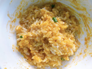 13、南瓜焖饭,搅拌均匀