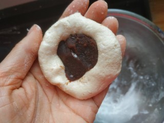 14、苹果饼,也可以里面包上豆沙馅