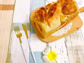 18、波兰种——香葱肉松手撕面包,出炉啦