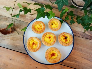 12、蔓越莓蛋挞,很好吃，加了蔓越莓味道很赞