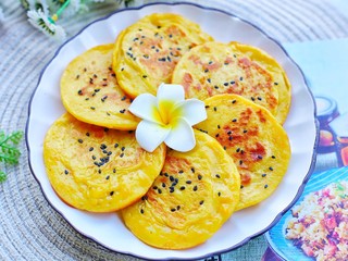 11、奶香南瓜饼,成品。