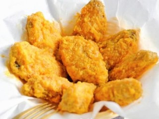 16、咸蛋黄鸡翅,出锅!