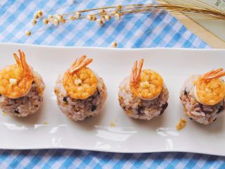14、鲜虾沙拉饭团,成品