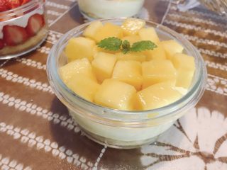 16、酸奶芝士蛋糕,这是芒果味的