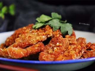 13、干炸五花肉,味道鲜美、口感柔韧、色泽金红